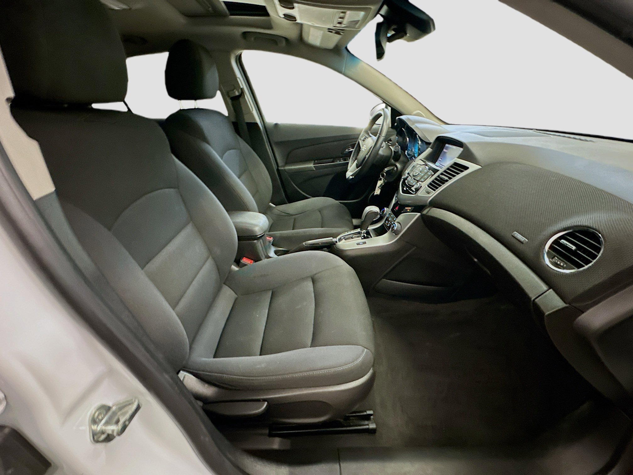 Used 2014 Chevrolet Cruze LT w/ All-Star Edition FWD image 31
