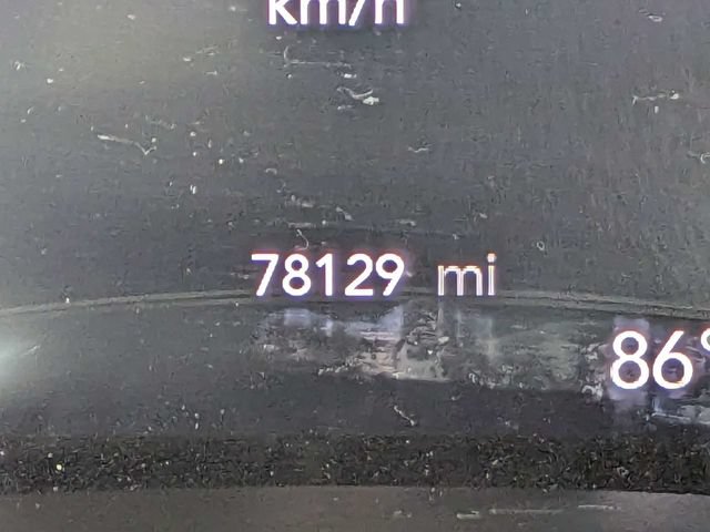 Used 2021 Chrysler Pacifica Touring-L FWD image 32