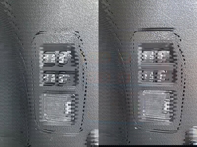 Used 2009 Lexus LX 570 4WD image 22