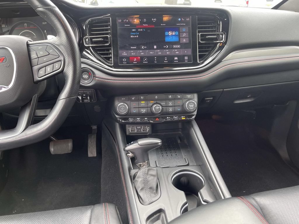 Used 2025 Dodge Durango GT AWD/4WD image 13