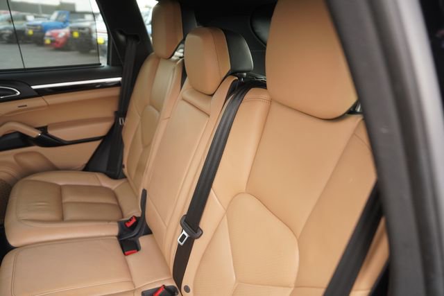 Used 2016 Porsche Cayenne image 14