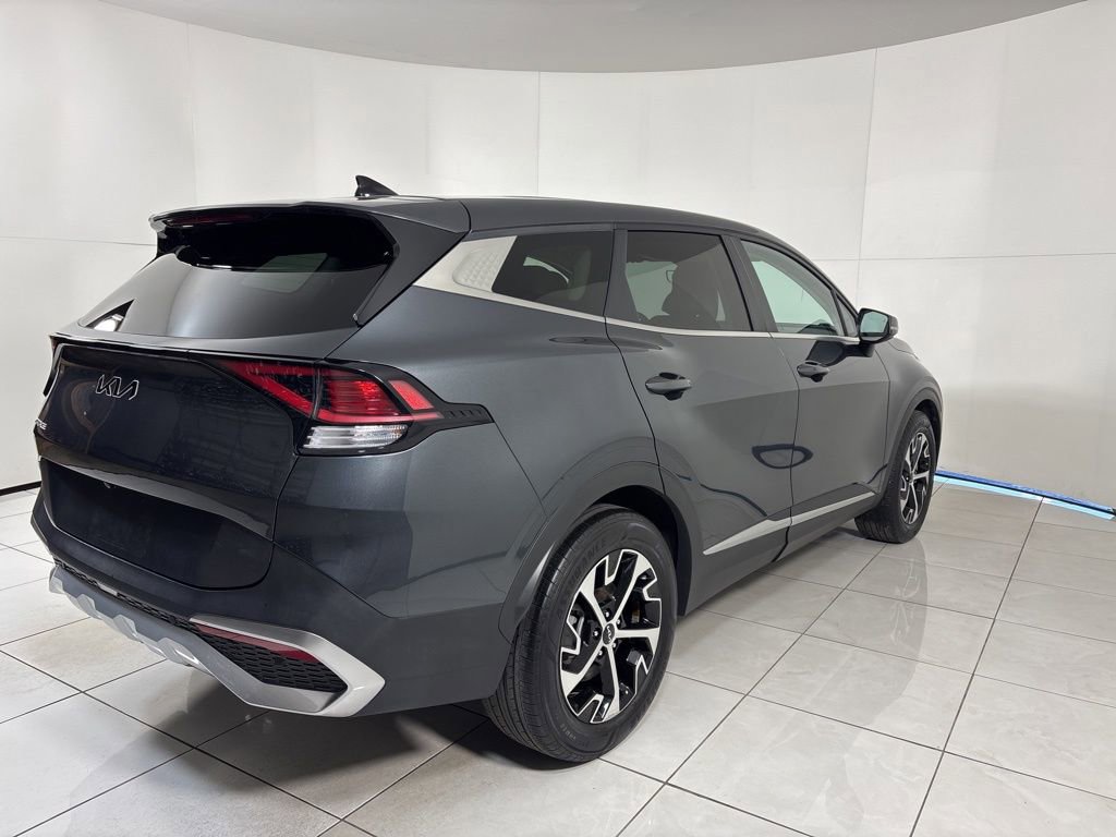 Used 2023 Kia Sportage EX image 5