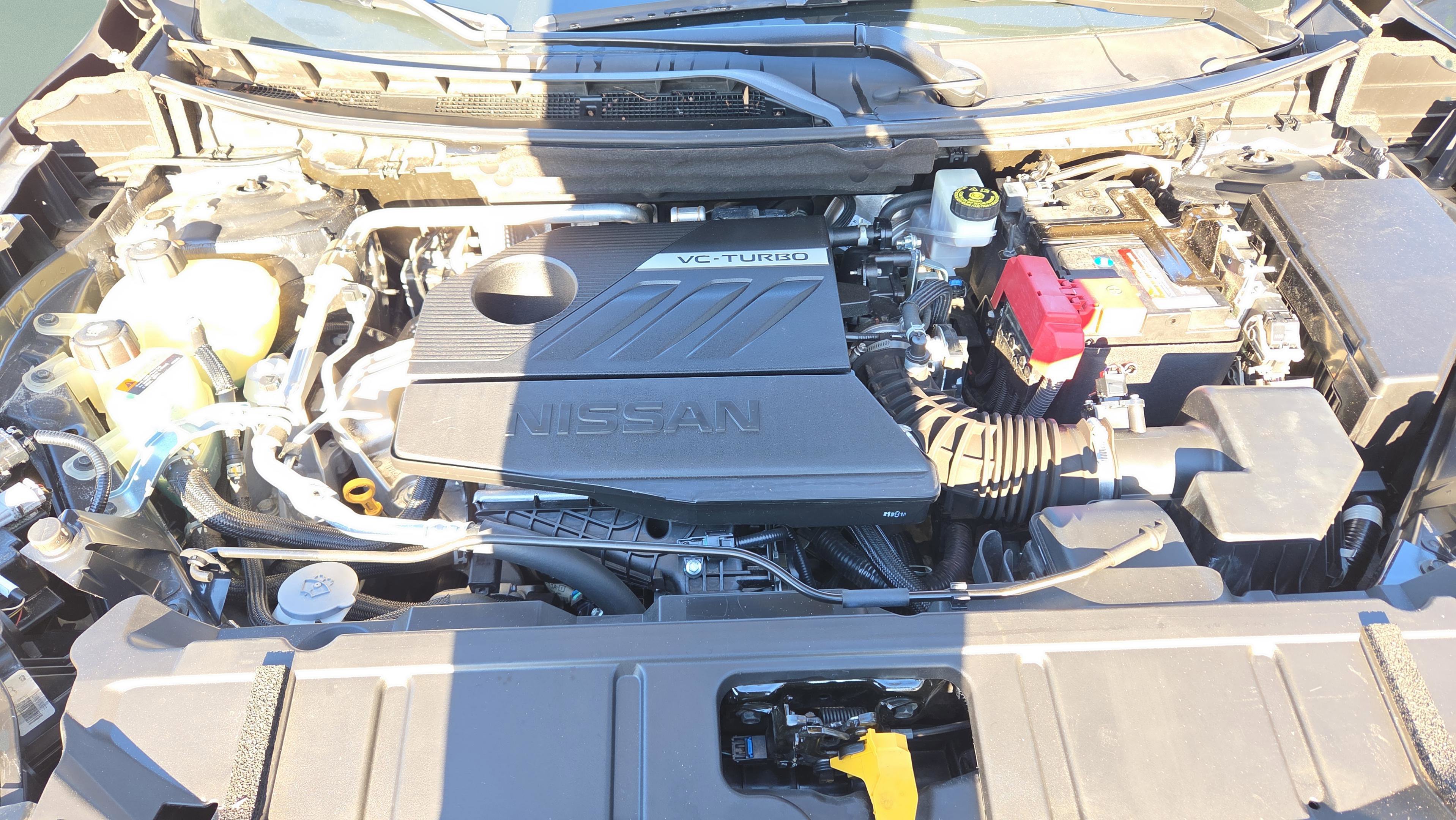 Used 2022 Nissan Rogue SV image 30