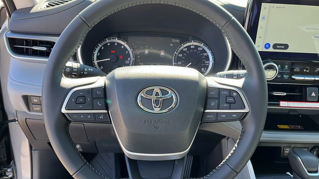 New 2026 Toyota Highlander XLE image 7