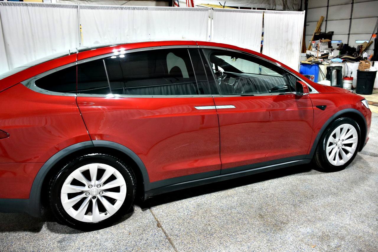 Used 2017 Tesla Model X 75D AWD/4WD image 7