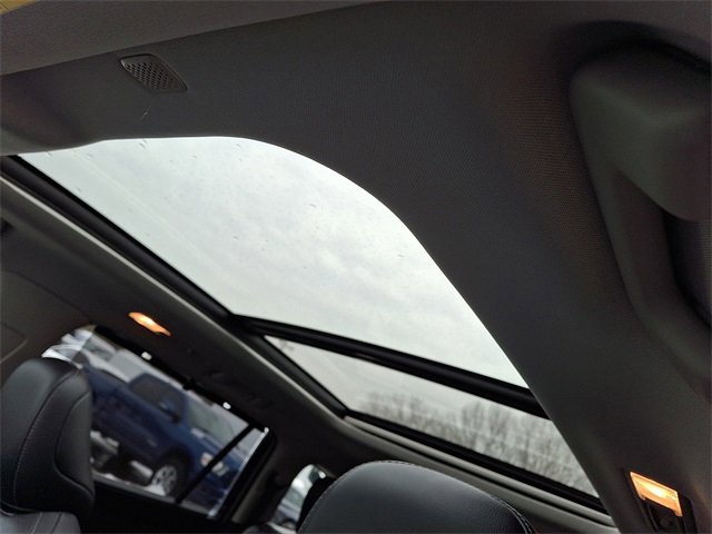 Used 2022 Toyota Highlander Platinum image 12