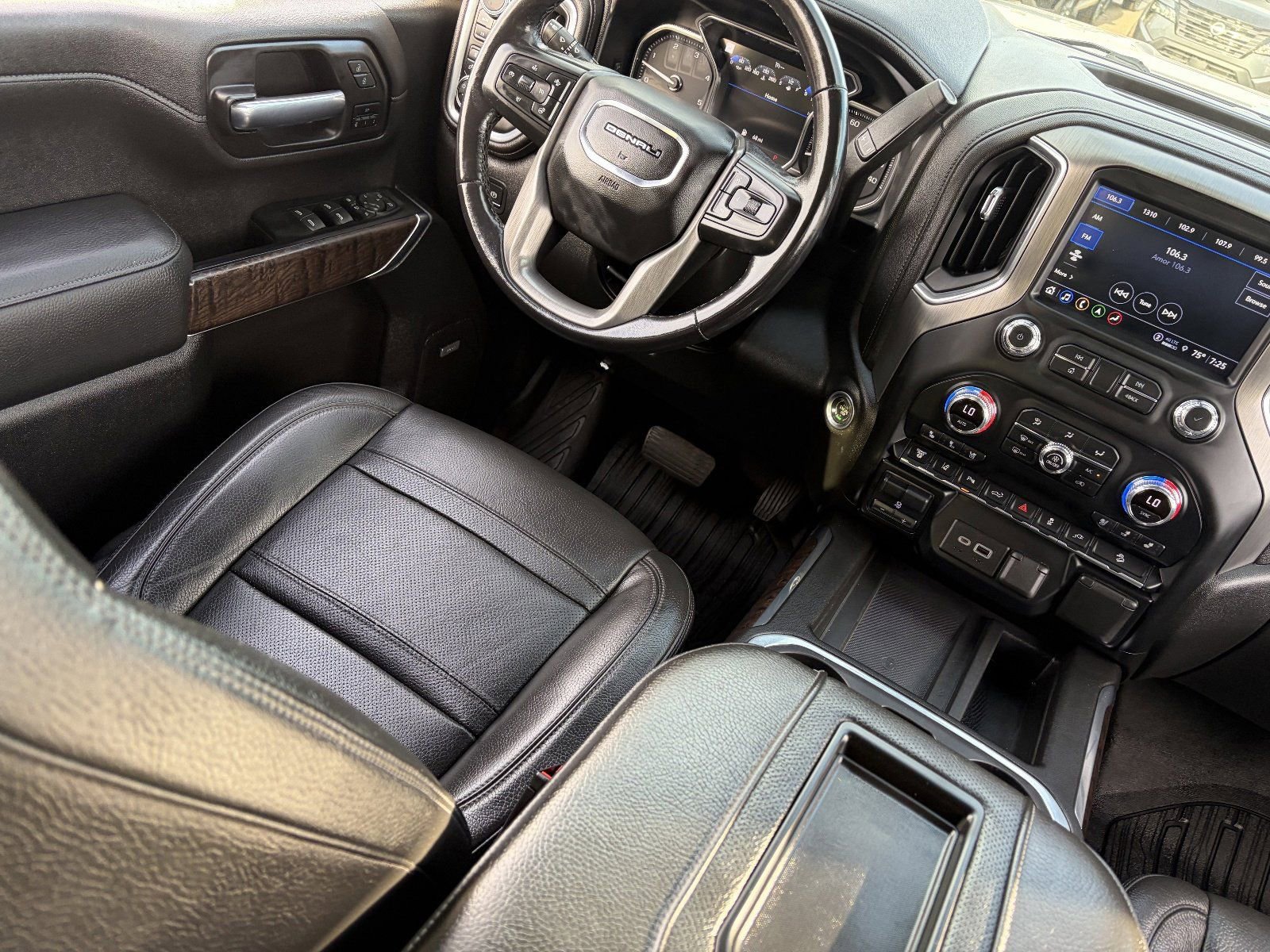Used 2022 GMC Sierra 3500 Denali w/ Denali Ultimate Package AWD/4WD image 15
