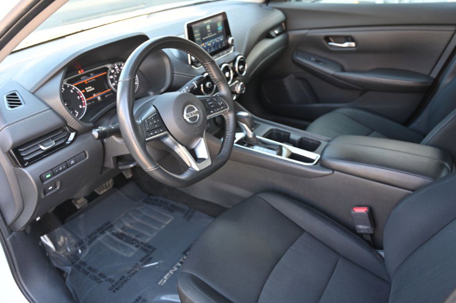 Used 2022 Nissan Sentra SV w/ Trunk Package image 10
