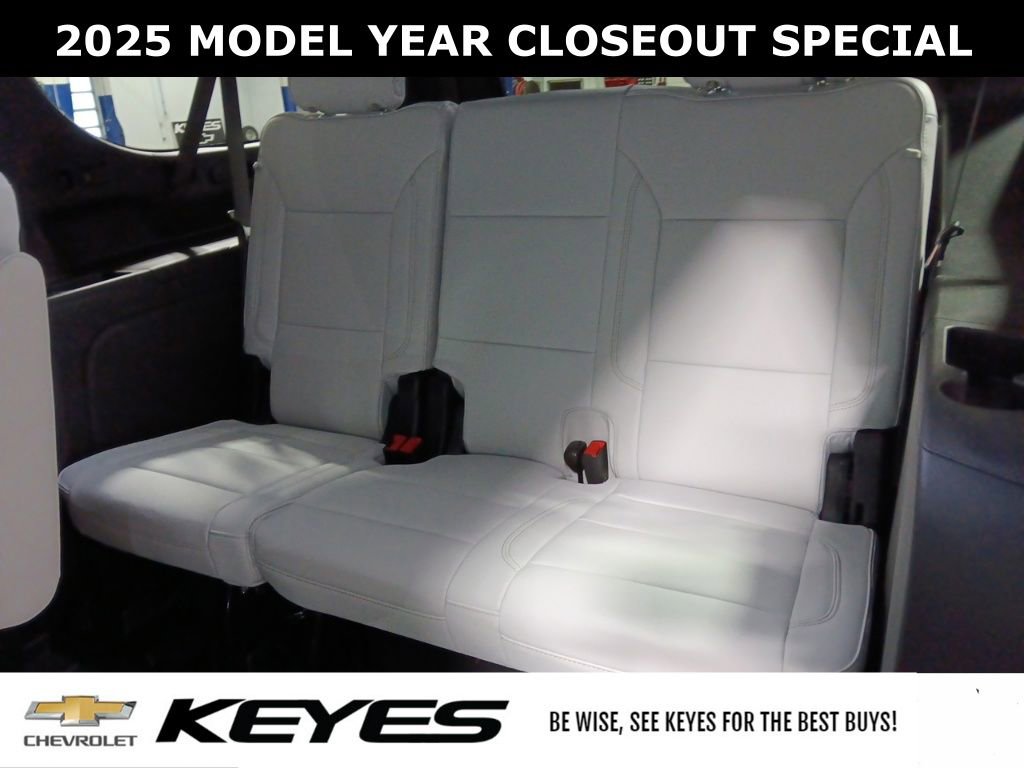 New 2025 Chevrolet Suburban Premier image 19