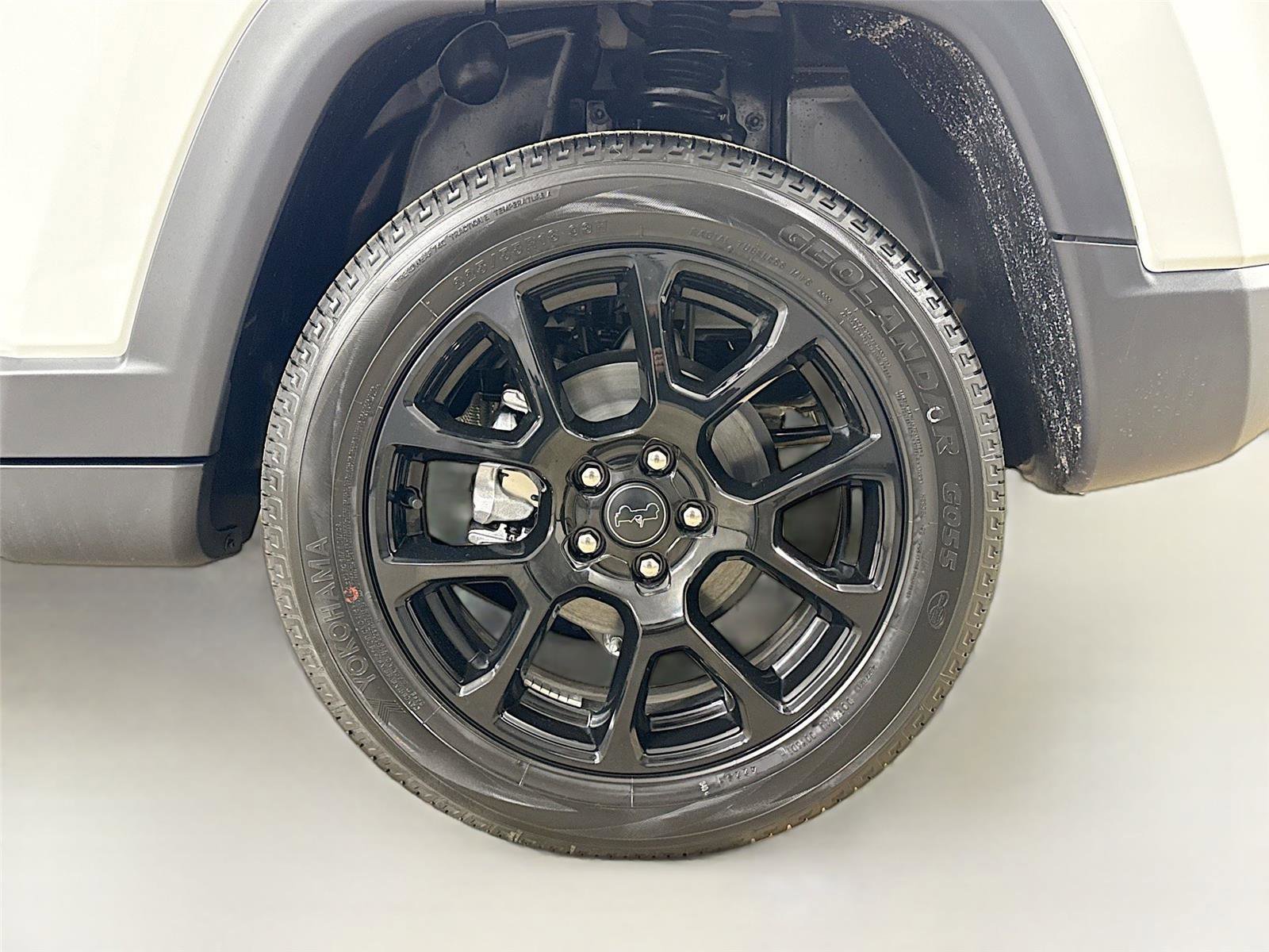 New 2026 Jeep Compass Latitude image 28