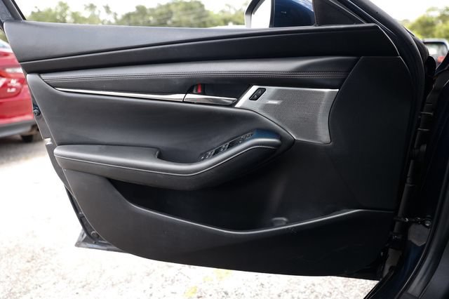 Used 2020 MAZDA MAZDA3 Hatchback w/ Preferred Package FWD image 41