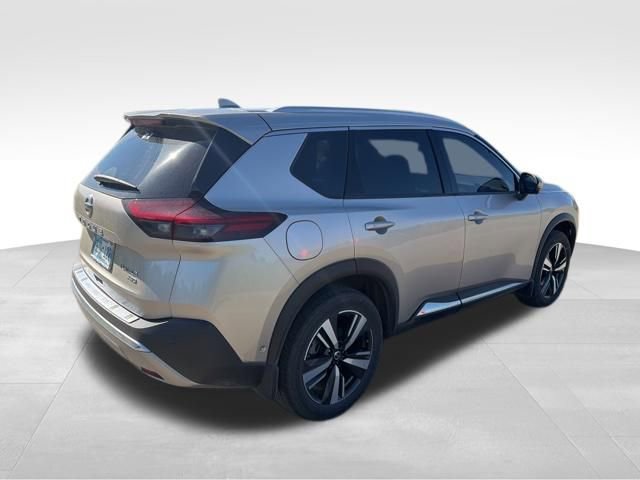 Used 2021 Nissan Rogue Platinum AWD/4WD image 3