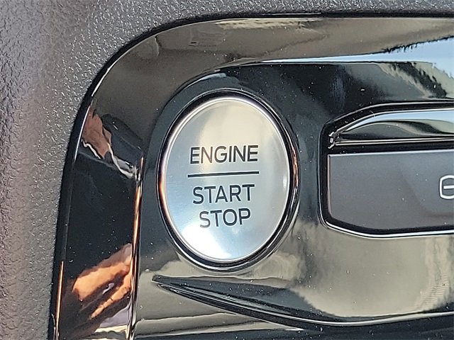 New 2025 Ford Escape SE image 10