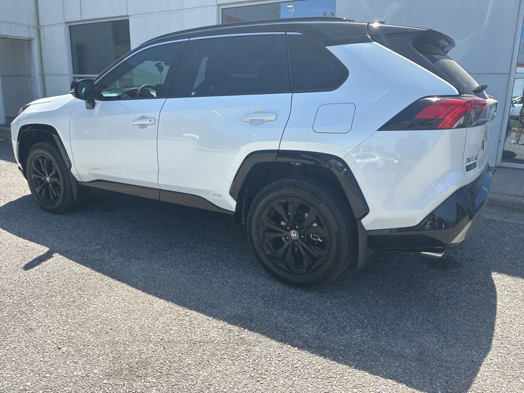 Used 2024 Toyota RAV4 XSE w/ Weather Package AWD/4WD image 2