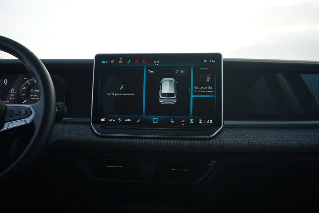 New 2026 Volkswagen Tiguan S FWD image 11
