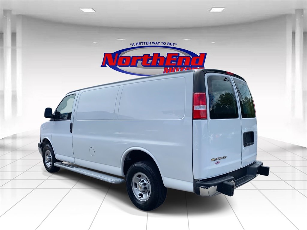 Used 2023 Chevrolet Express 2500 w/ Driver Convenience Package image 5