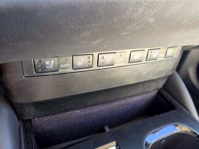Used 2024 Lexus ES 350 w/ Premium Package FWD image 23