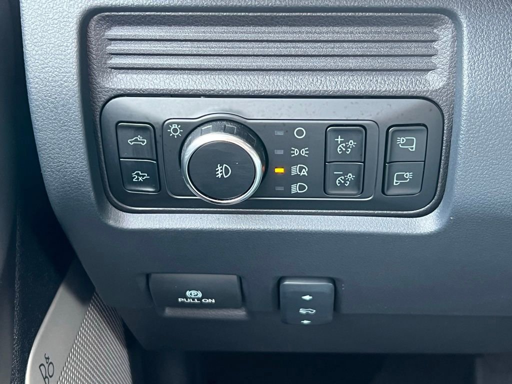 Used 2025 Ford F350 Lariat w/ Lariat Ultimate Package image 35