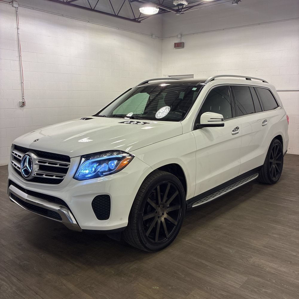 Used 2018 Mercedes-Benz GLS 450 4MATIC image 3