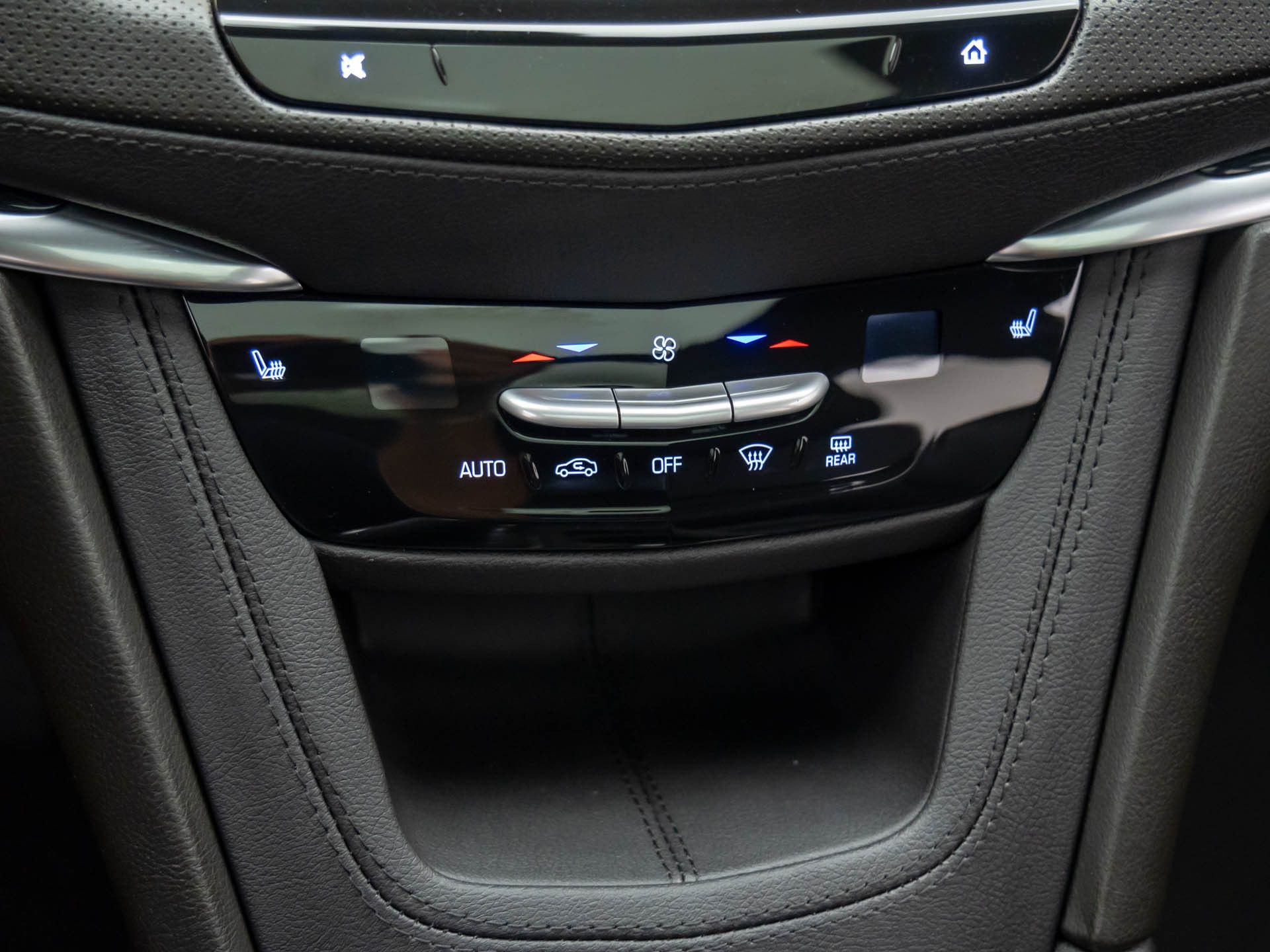 New 2025 Cadillac XT5 Premium Luxury image 21