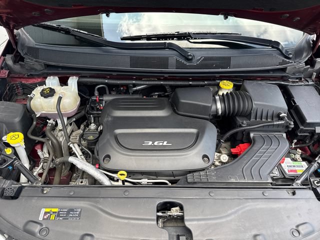 Used 2017 Chrysler Pacifica Touring-L Plus FWD image 27