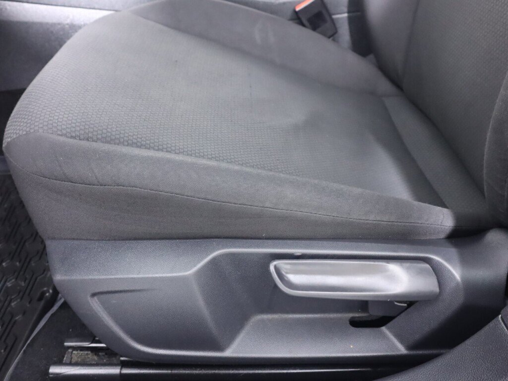 Used 2020 Volkswagen Jetta S w/ Driver Assistance Package image 27