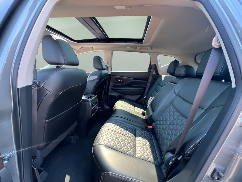 Used 2024 Nissan Murano Platinum w/ Cargo Package AWD/4WD image 18