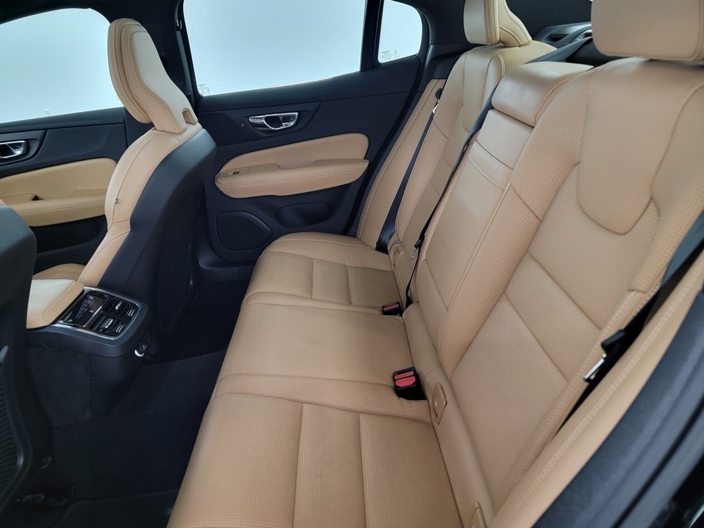 Used 2020 Volvo S60 T6 Inscription AWD/4WD image 14