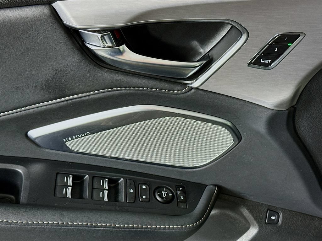 Used 2020 Acura RDX w/ Technology Package AWD/4WD image 25