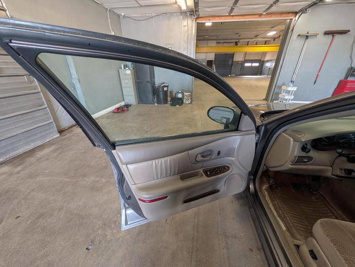 Used 2003 Buick Century Custom FWD image 21