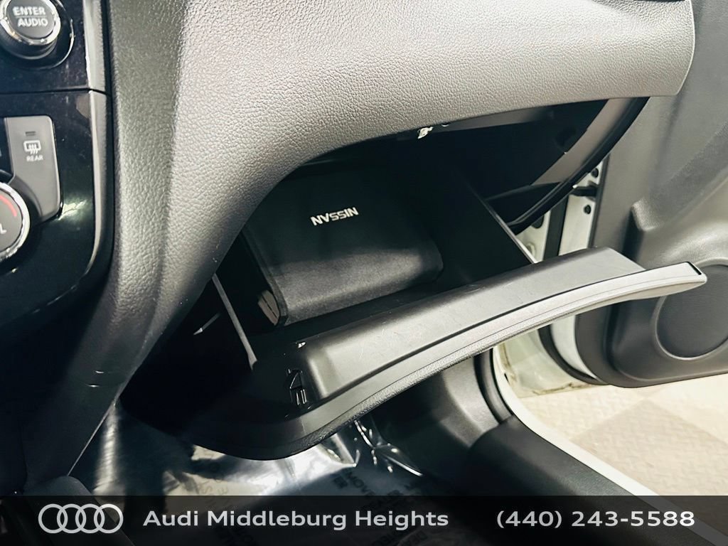 Used 2016 Nissan Rogue SL w/ SL Premium Package AWD/4WD image 22