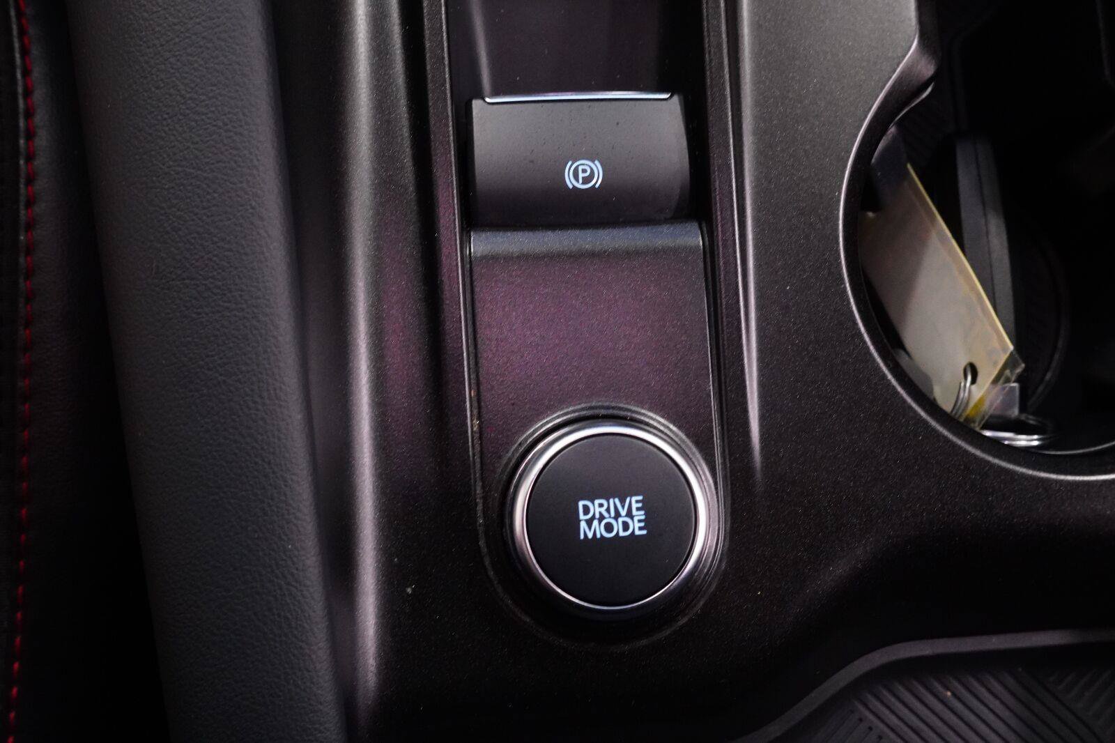 Used 2025 Ford Explorer ST-Line w/ Premium Package RWD image 19