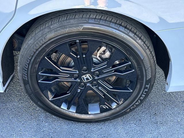 Used 2025 Honda Odyssey Sport-L image 14