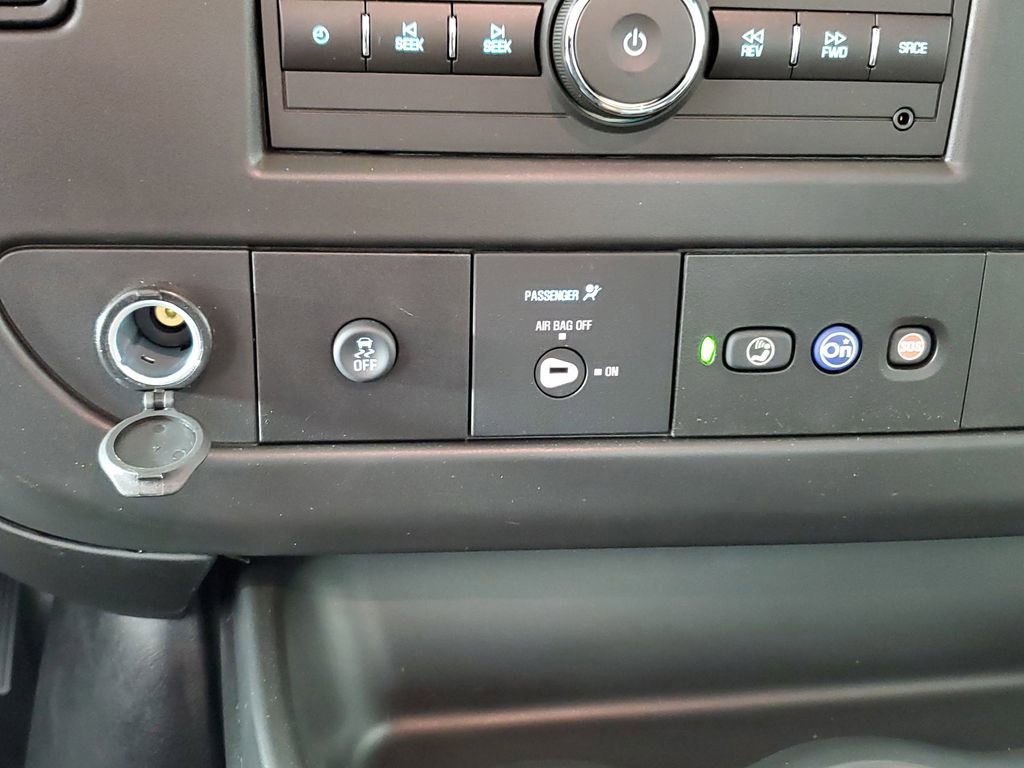 New 2026 Chevrolet Express 2500 w/ Driver Convenience Package image 18