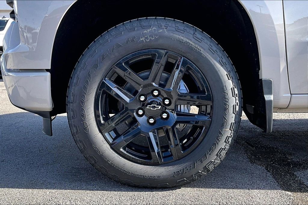 New 2026 Chevrolet Silverado 1500 Custom image 12