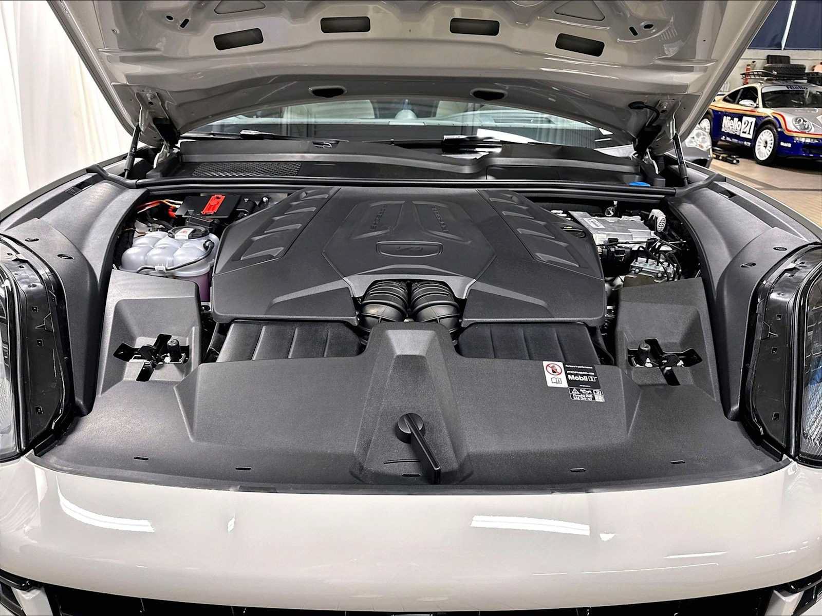 New 2026 Porsche Cayenne S AWD/4WD image 15