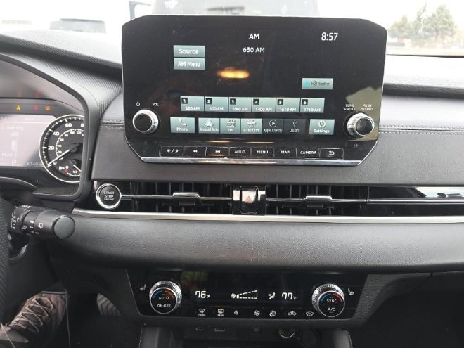 Used 2024 Mitsubishi Outlander SE Black Edition image 13