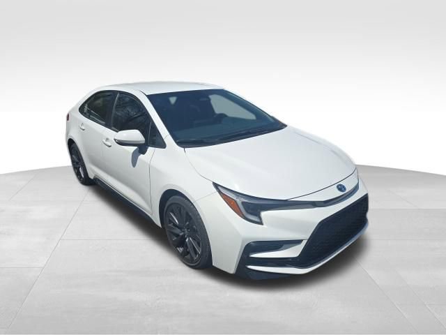 Used 2025 Toyota Corolla SE image 8