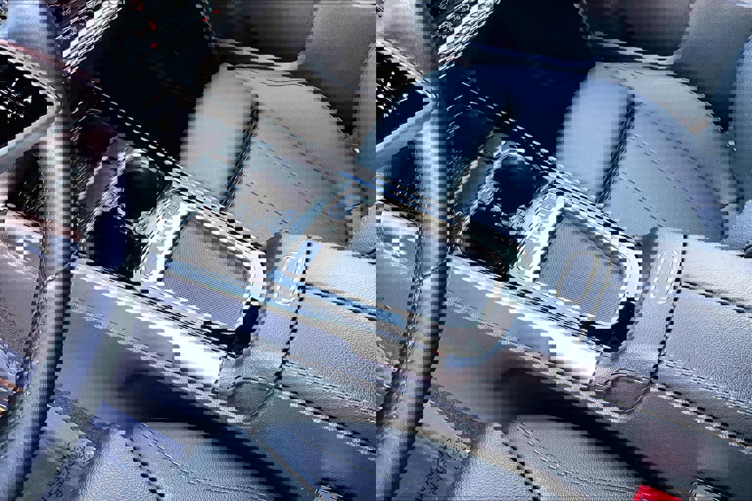 Used 2025 Mercedes-Benz GLB 250 GLB 250 image 17