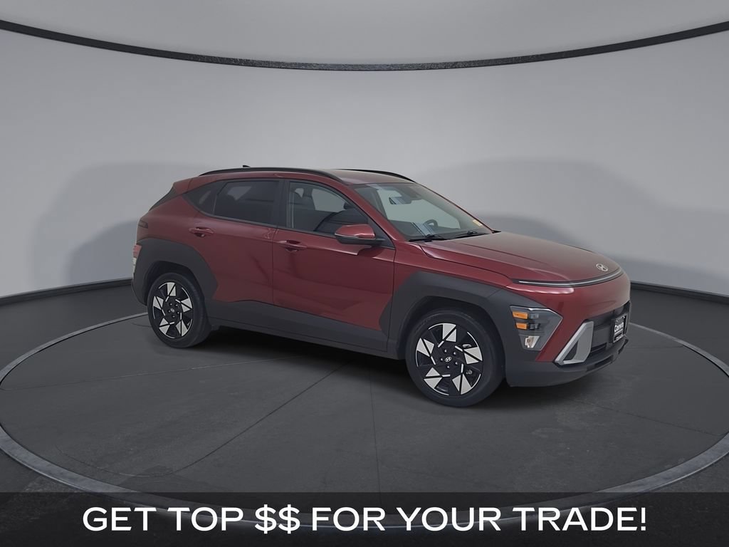 Used 2025 Hyundai Kona SEL FWD image 2