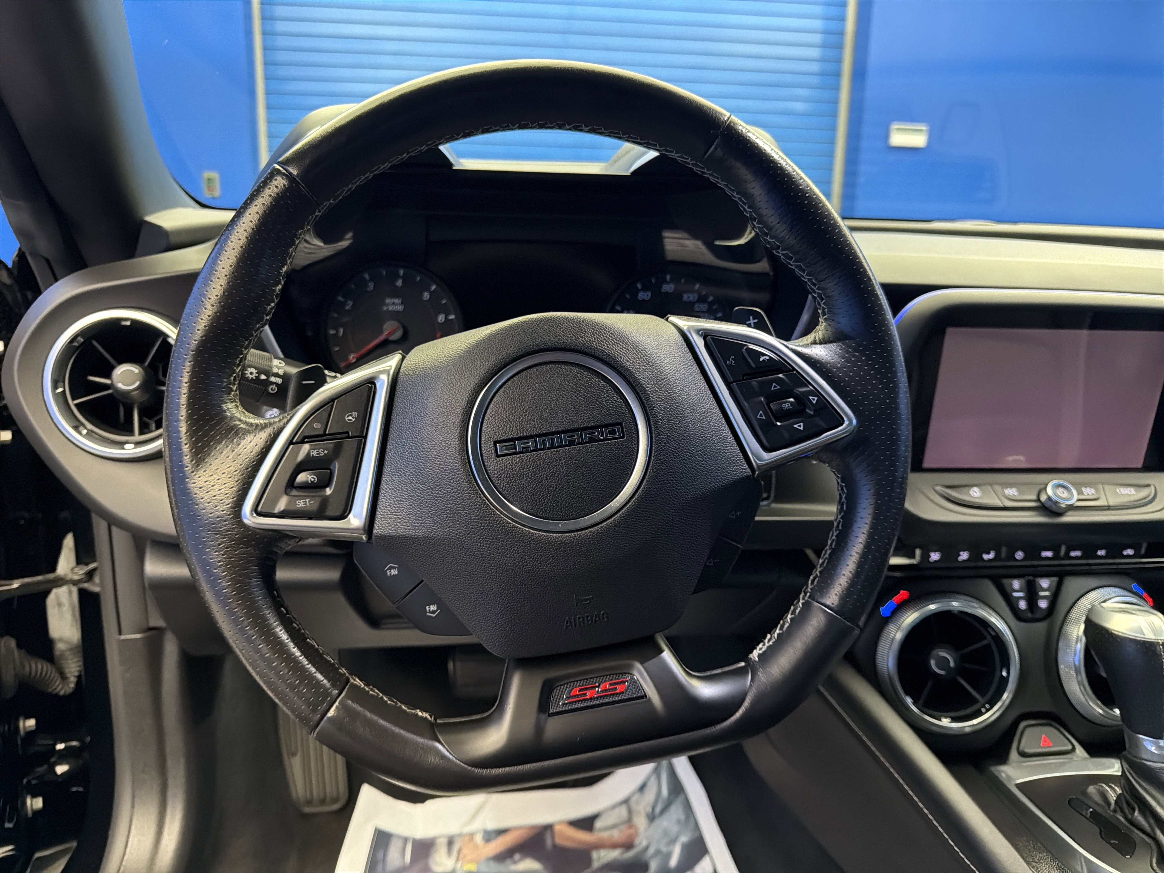 Used 2016 Chevrolet Camaro SS RWD image 14