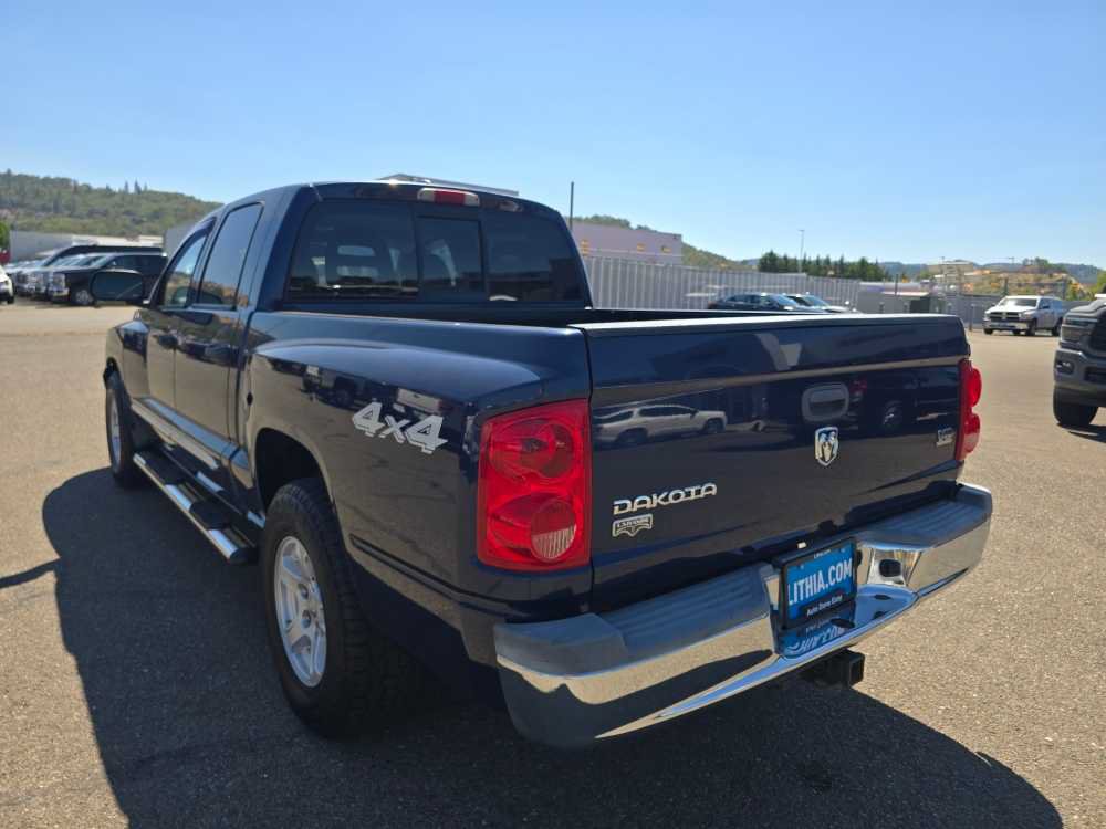 Used 2005 Dodge Dakota Laramie w/ Trailer Tow Group AWD/4WD image 3