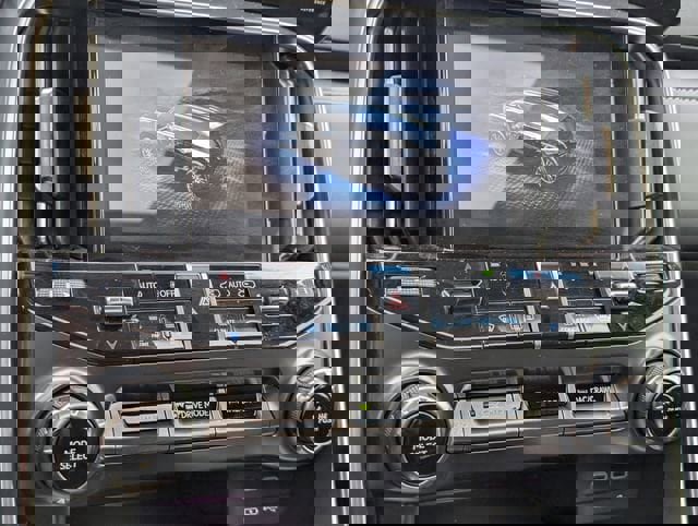 Used 2026 Lexus LX 700h Luxury image 15