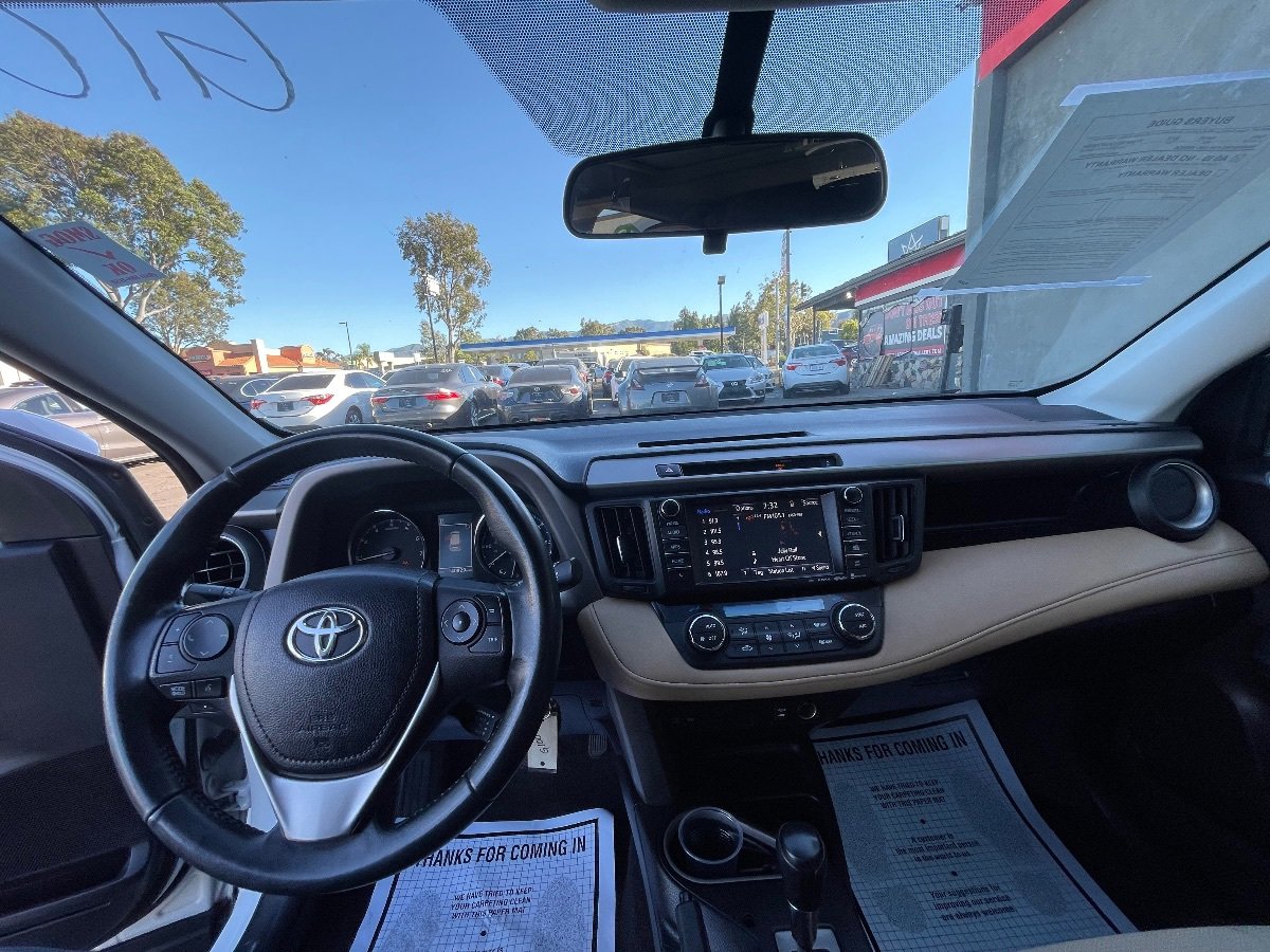 Used 2016 Toyota RAV4 XLE FWD image 11