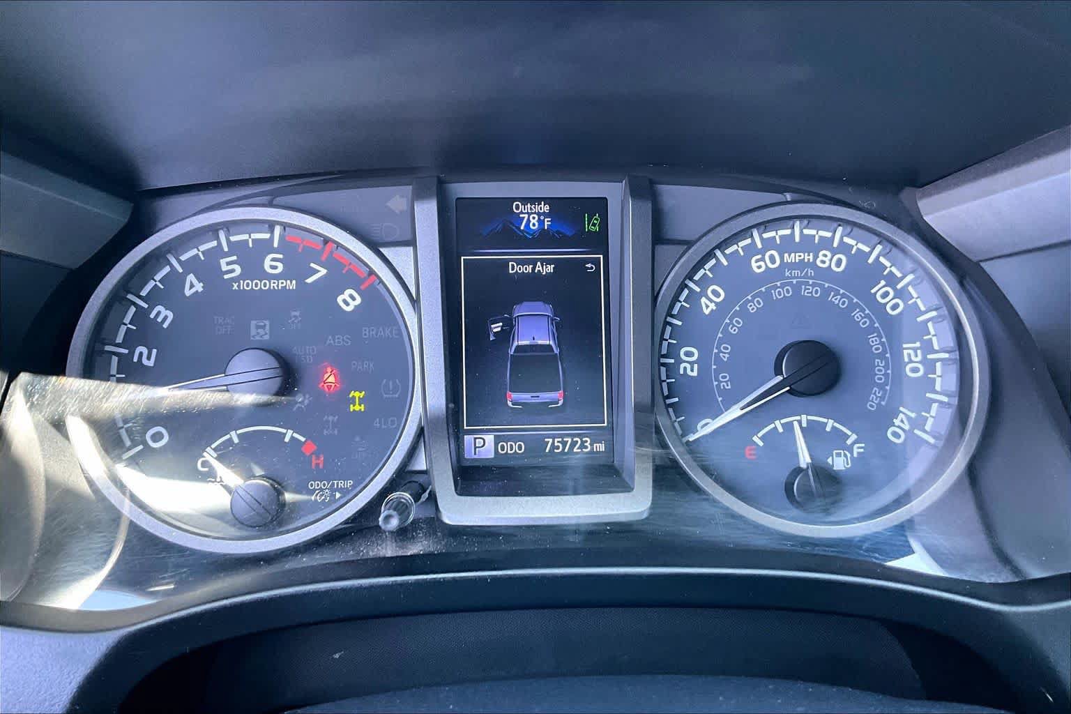 Used 2020 Toyota Tacoma TRD Sport w/ Technology Package AWD/4WD image 24