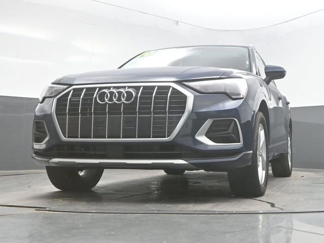 Used 2020 Audi Q3 2.0T Premium image 32