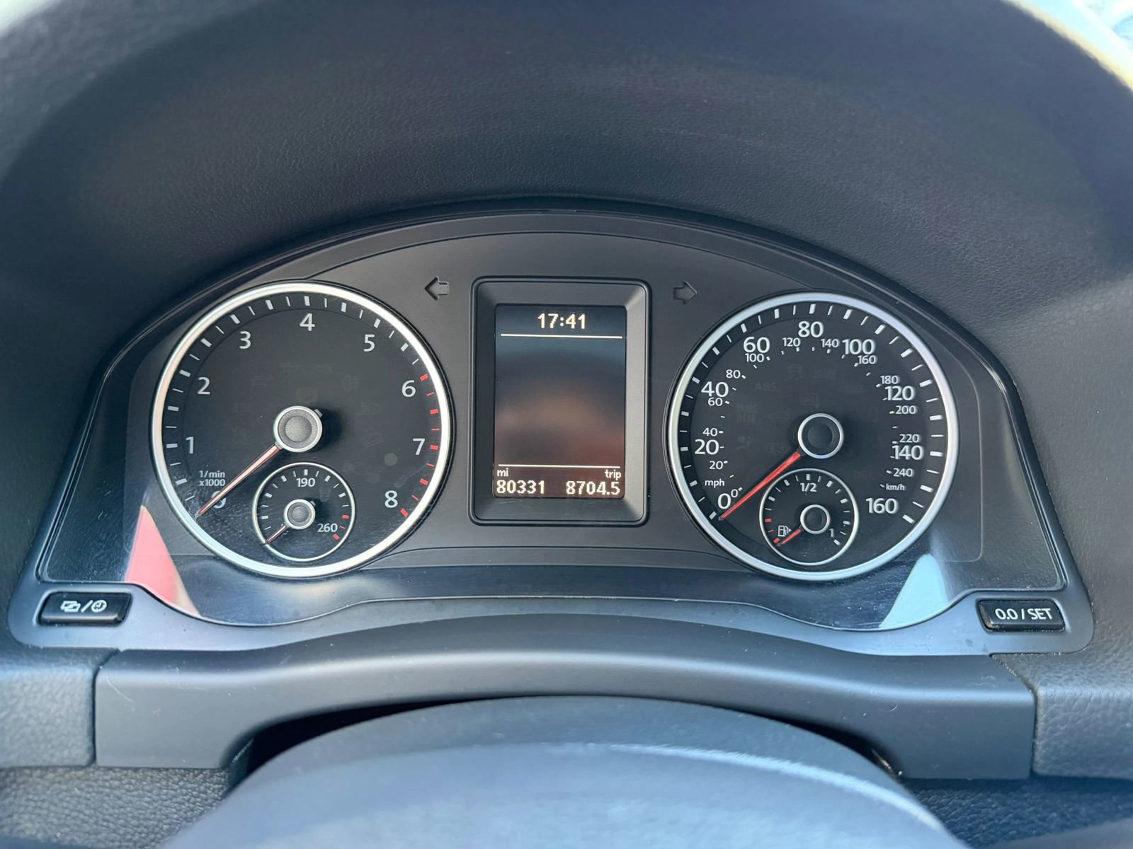 Used 2015 Volkswagen Tiguan S image 31