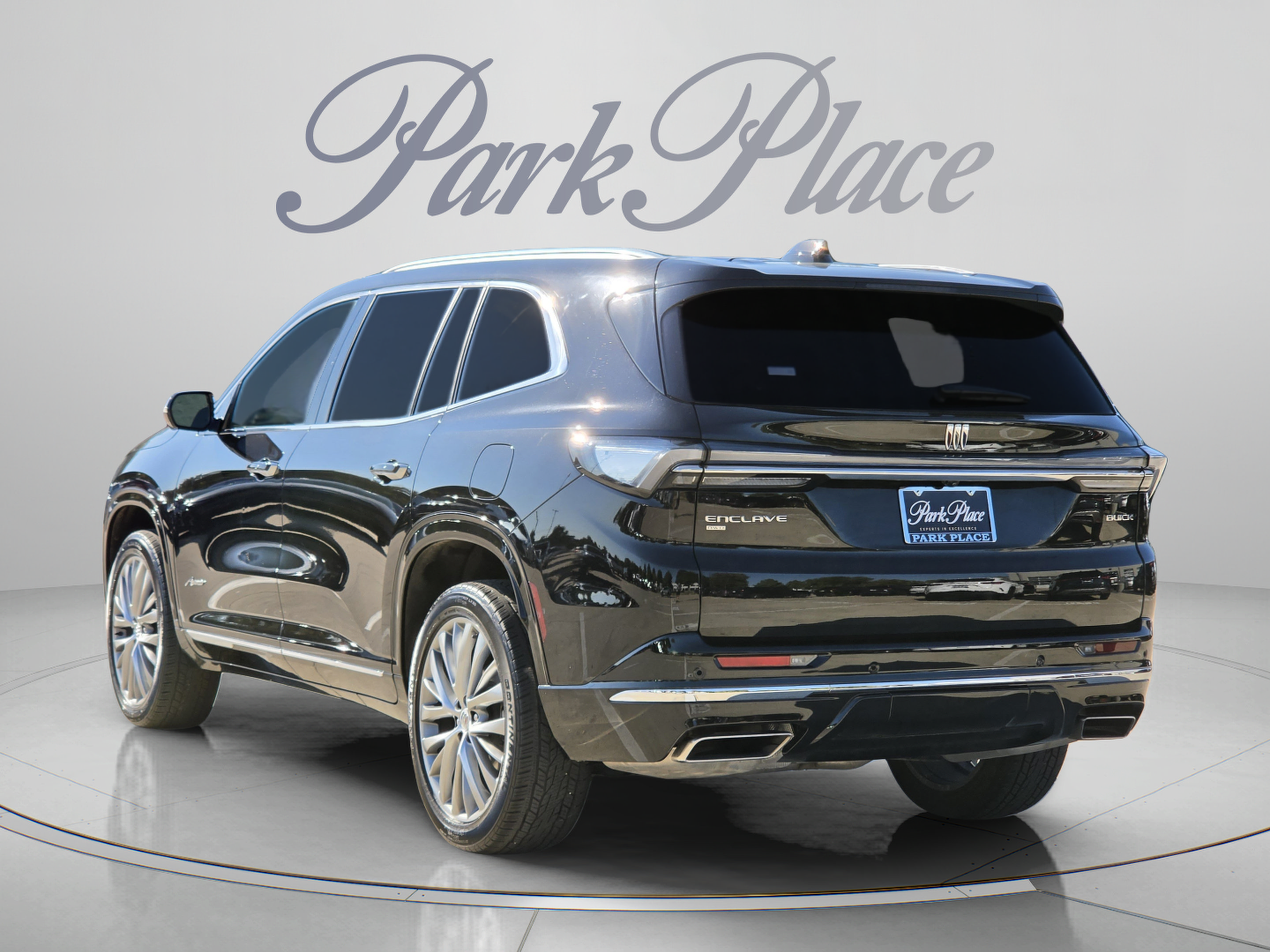 Used 2025 Buick Enclave Avenir w/ Trailering Package, 5000 lbs. AWD/4WD image 3
