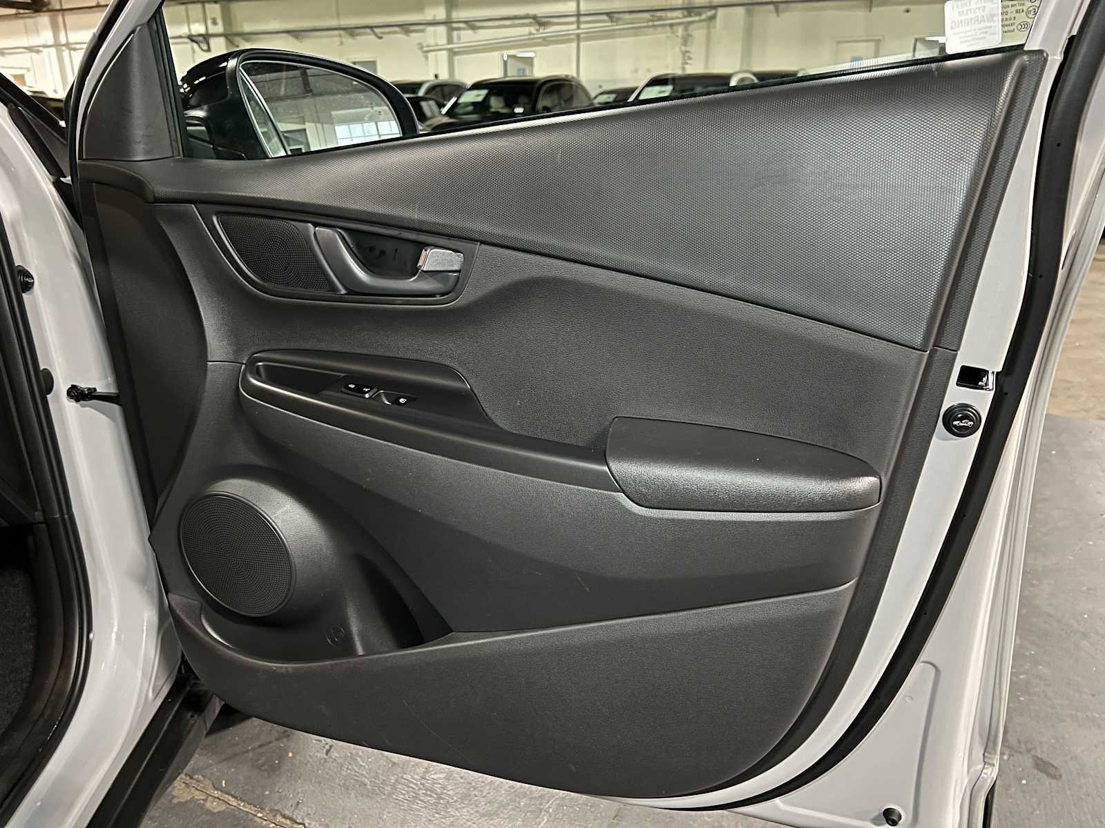 Used 2023 Hyundai Kona SEL w/ Cargo Package image 10