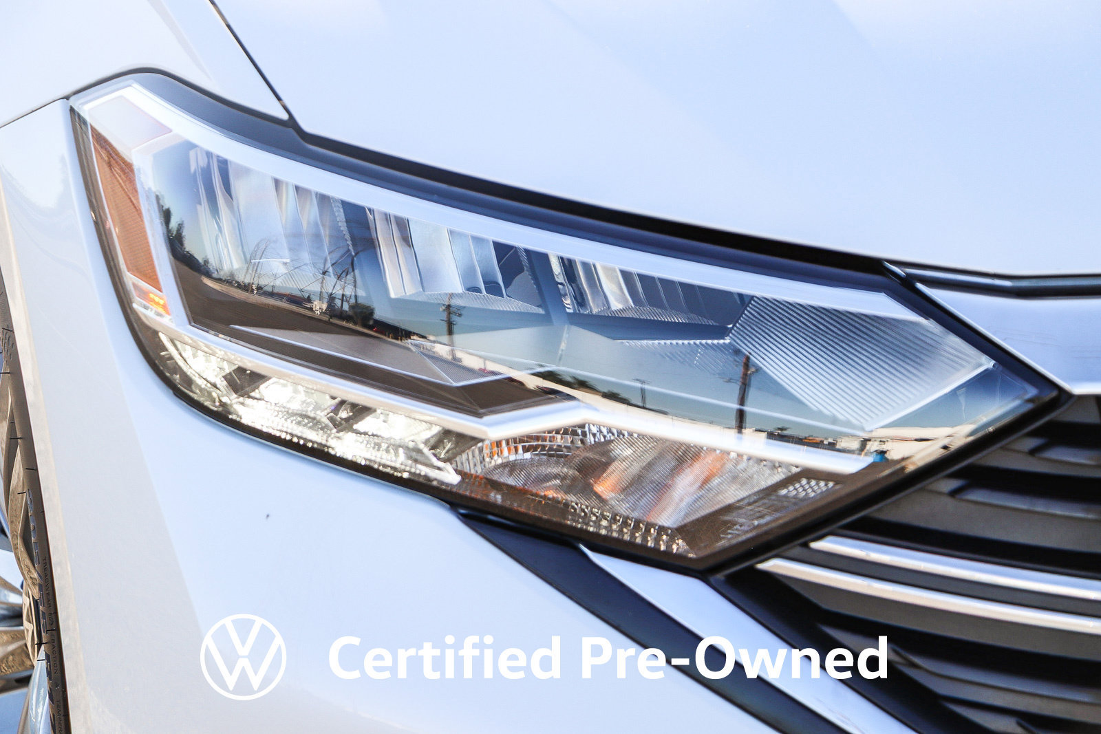 Used 2024 Volkswagen Jetta SE FWD image 5